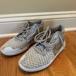 Nike Kids Sneakers in Gray with Gold Swoosh